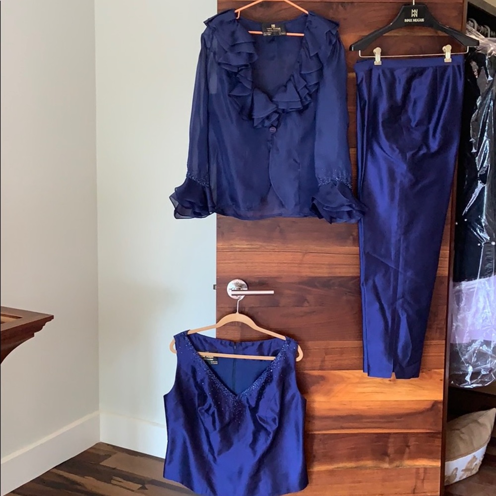 Max Nugus Haute couture vintage silk pant suit